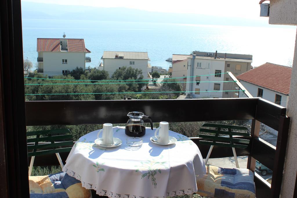 Apartments Petrada Omiš Rom bilde