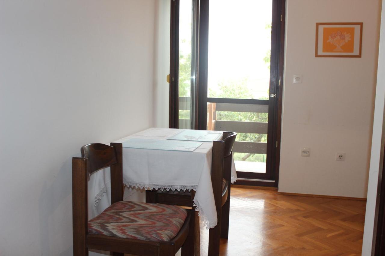 Apartments Petrada Omiš Eksteriør bilde